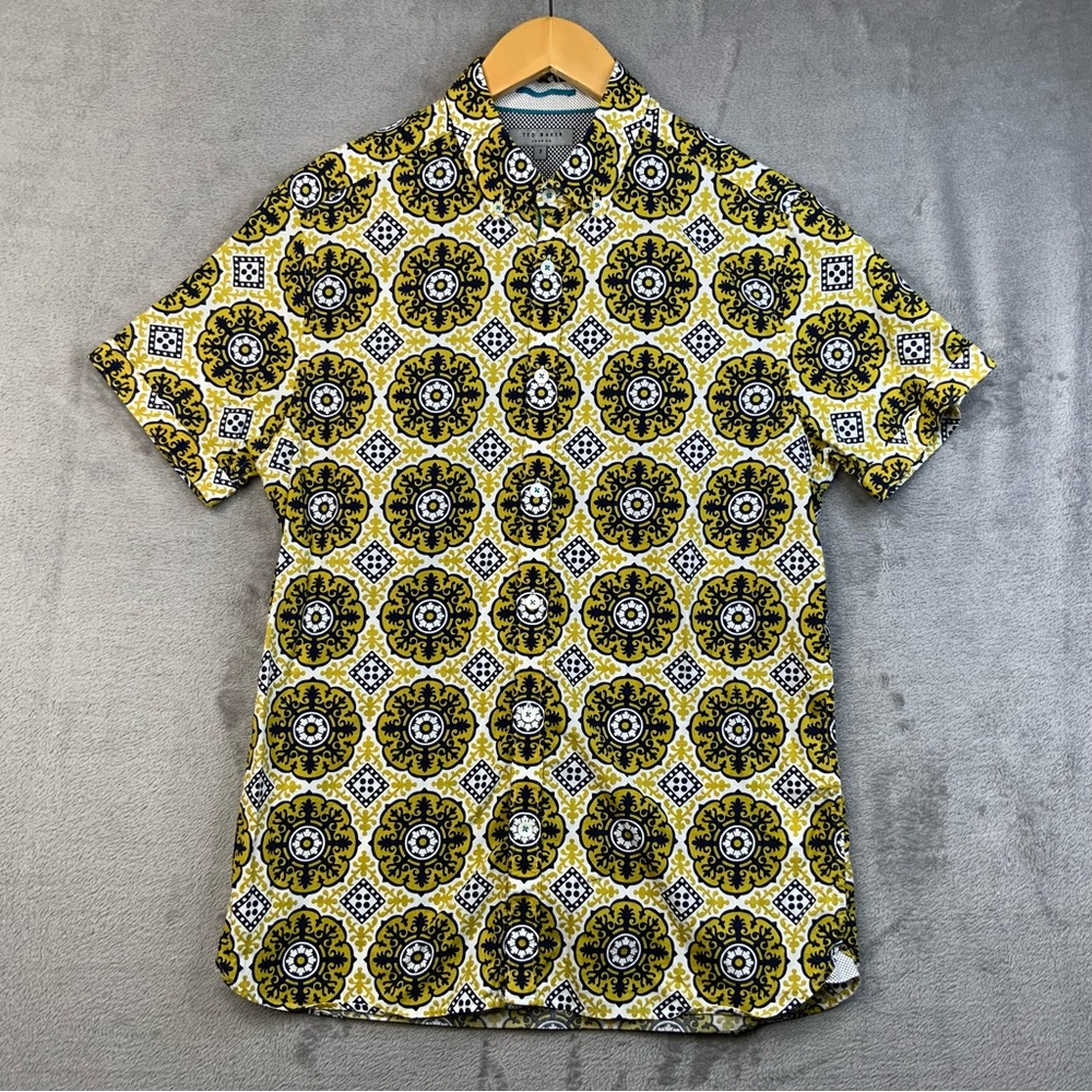 Ted Baker Yellow Casual Button Down‎ Shirt with Geometric Pattern. Men’s Size 3.